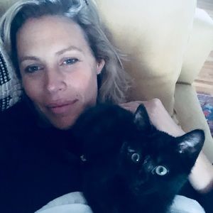 Meet your Posher, Suzanne